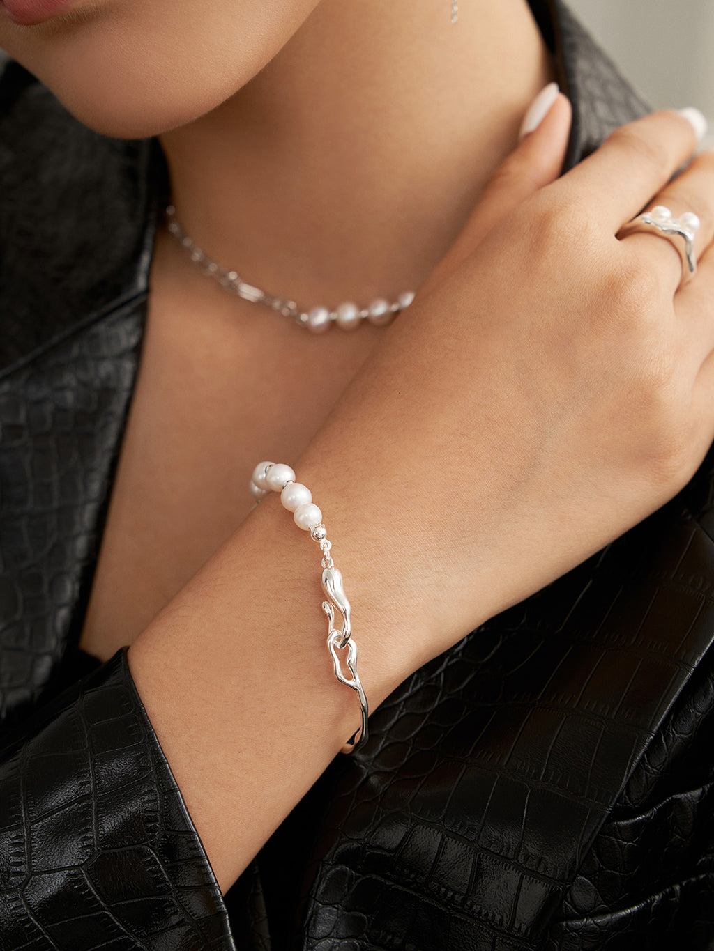 Natural Silver and Pearl Bracelet