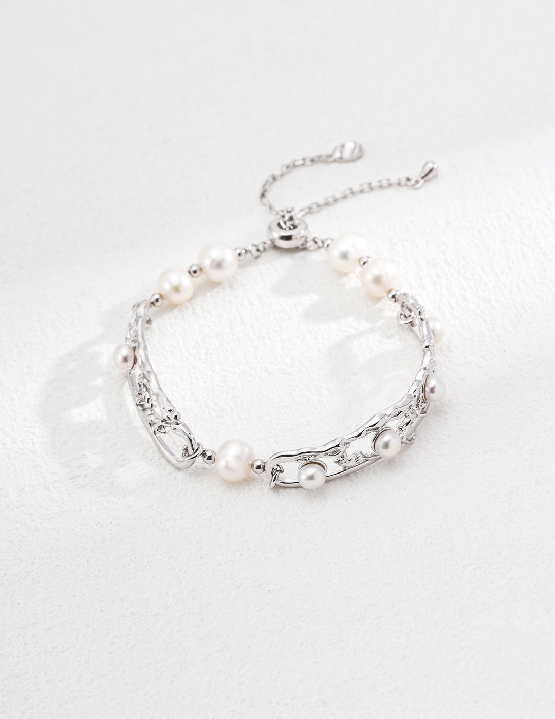 Lattice Pearl Bracelet