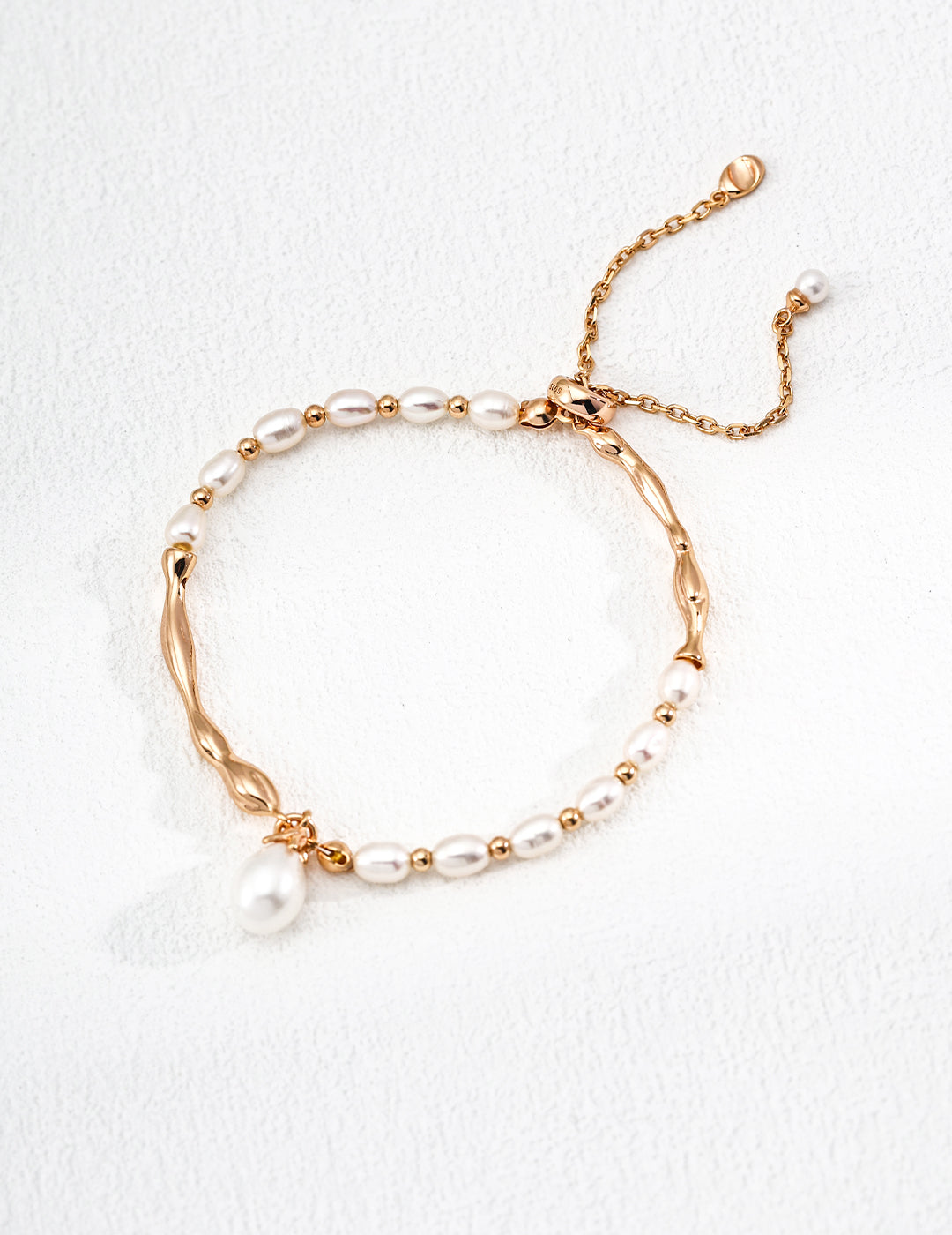 Sculpted Pearl Bracelet