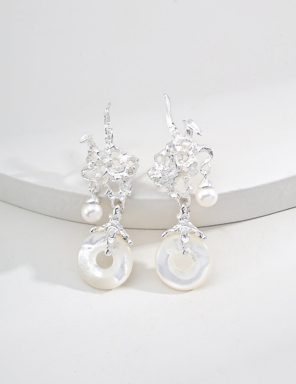 Taihu Pearl Drop Earrings