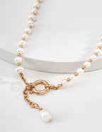 Refrain Pearl Necklace